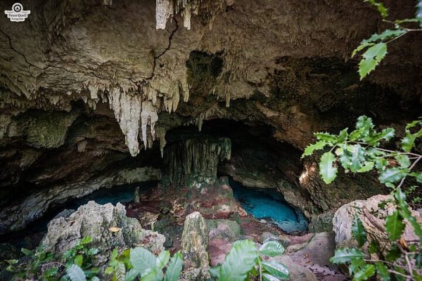 Kuza Cave and the Rock Restaurant